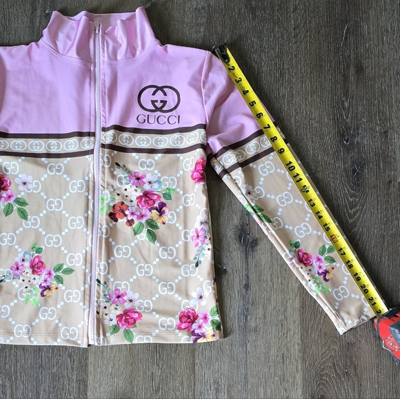 Matching Set - Picture 4 of 8